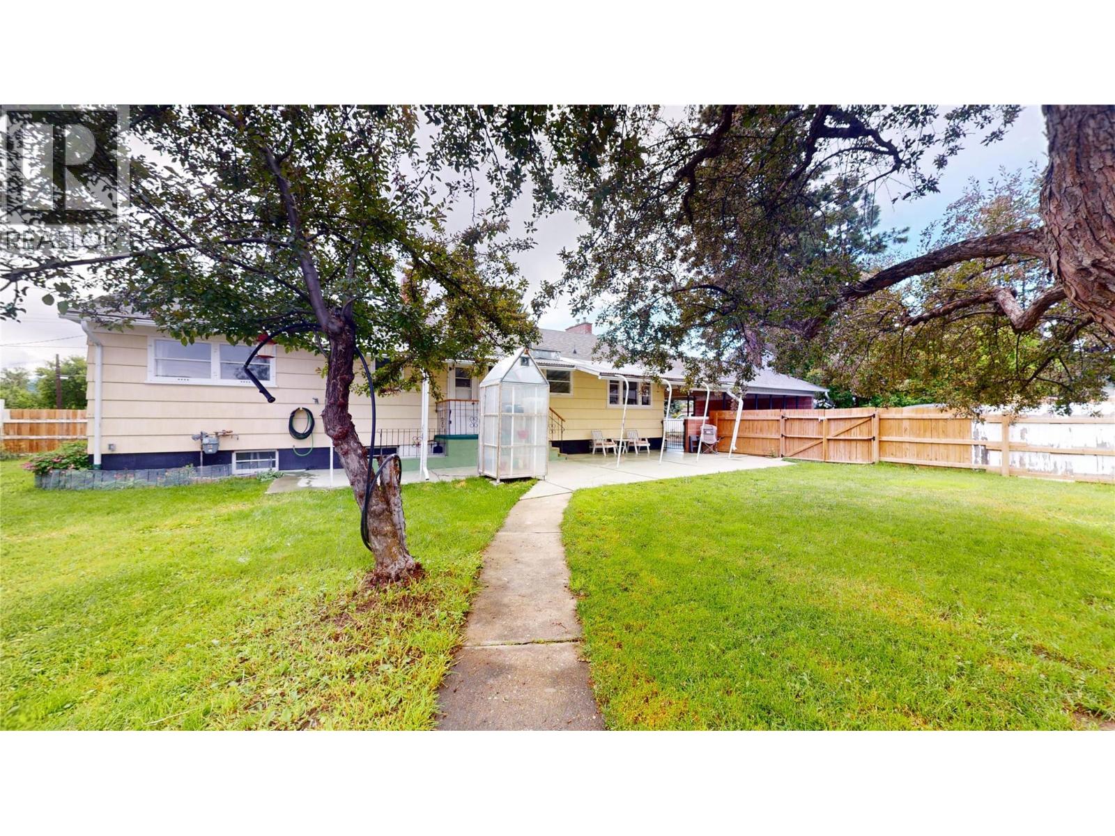 511 14th Avenue S Property Photo 40