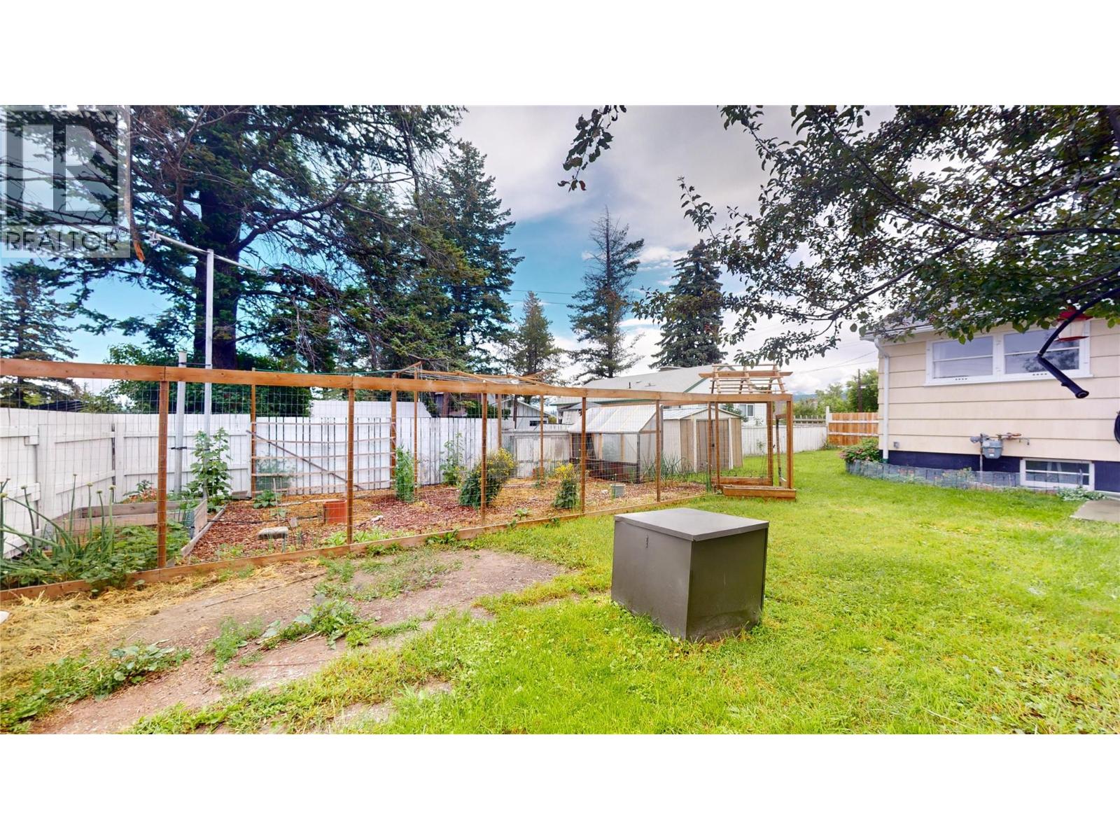 511 14th Avenue S Property Photo 41