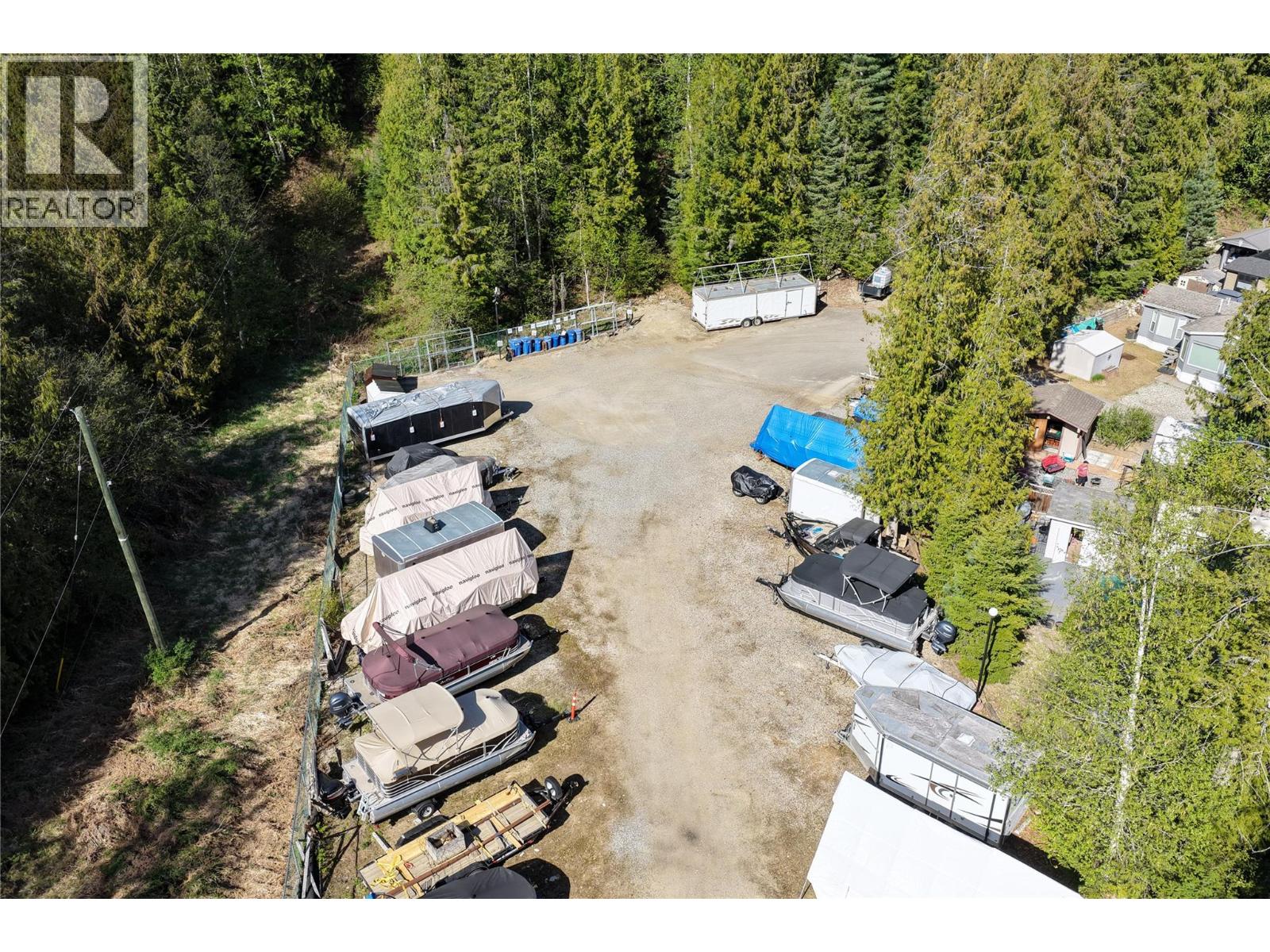 3303 Mabel Lake Road Unit# 52 Lot# 52 Property Photo 15