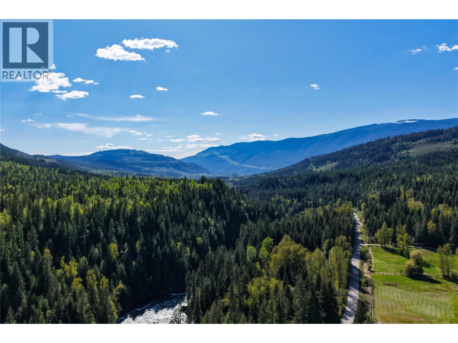 3303 Mabel Lake Road Unit# 52 Lot# 52 Property Photo 16
