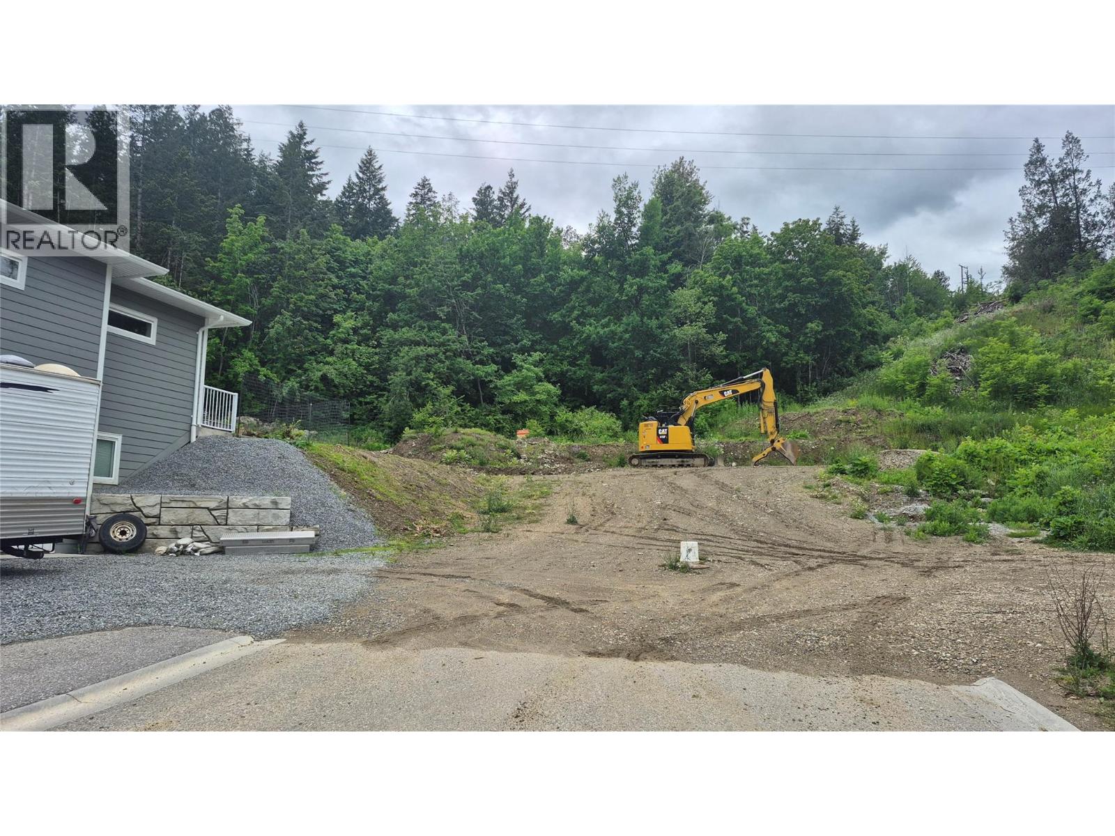 806 Cliff Avenue Property Photo 4