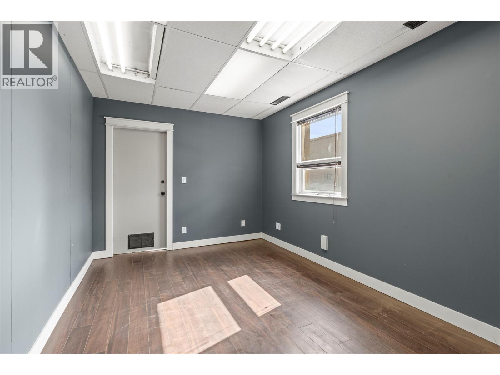 3107 30 Avenue Property Photo 18