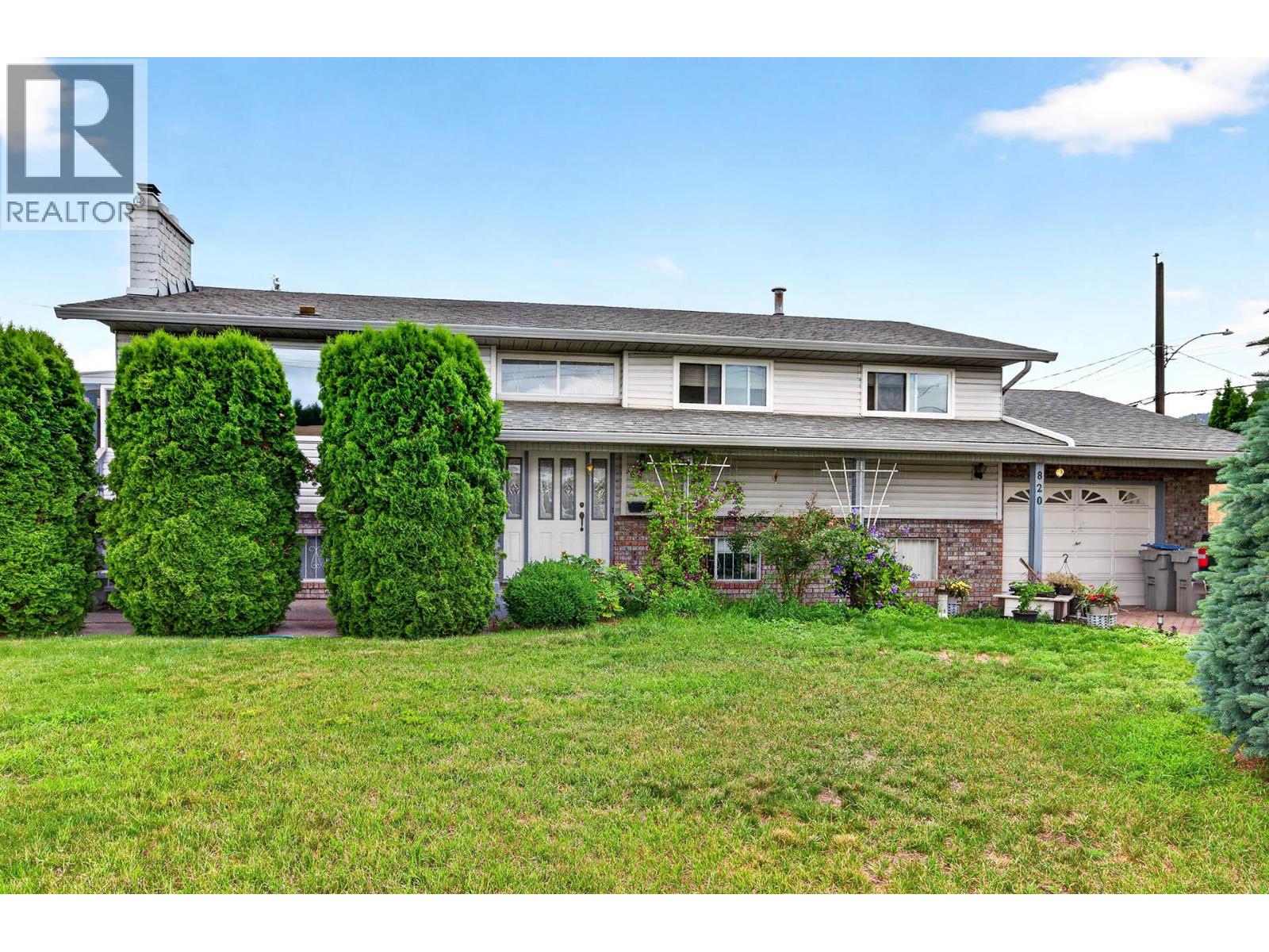 820 INVERMERE Court