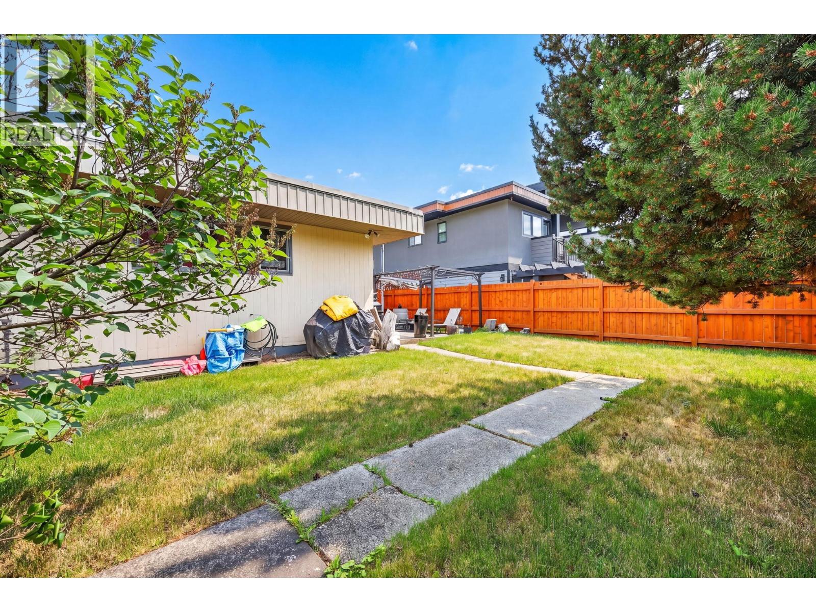 348 Burne Avenue Property Photo 16
