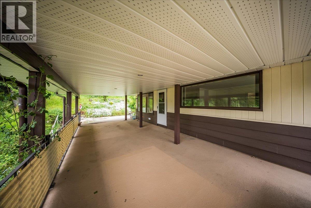 840 Columbia Avenue Property Photo 8