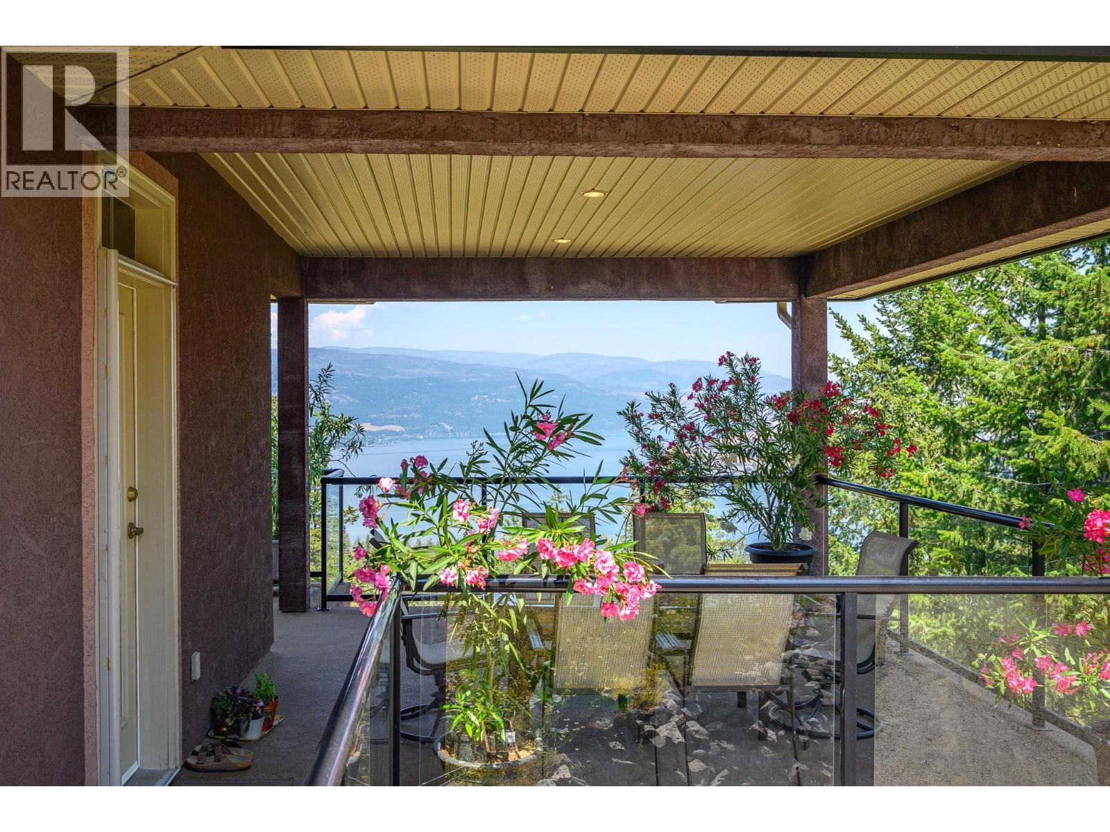 9265 Kokanee Road Property Photo 13