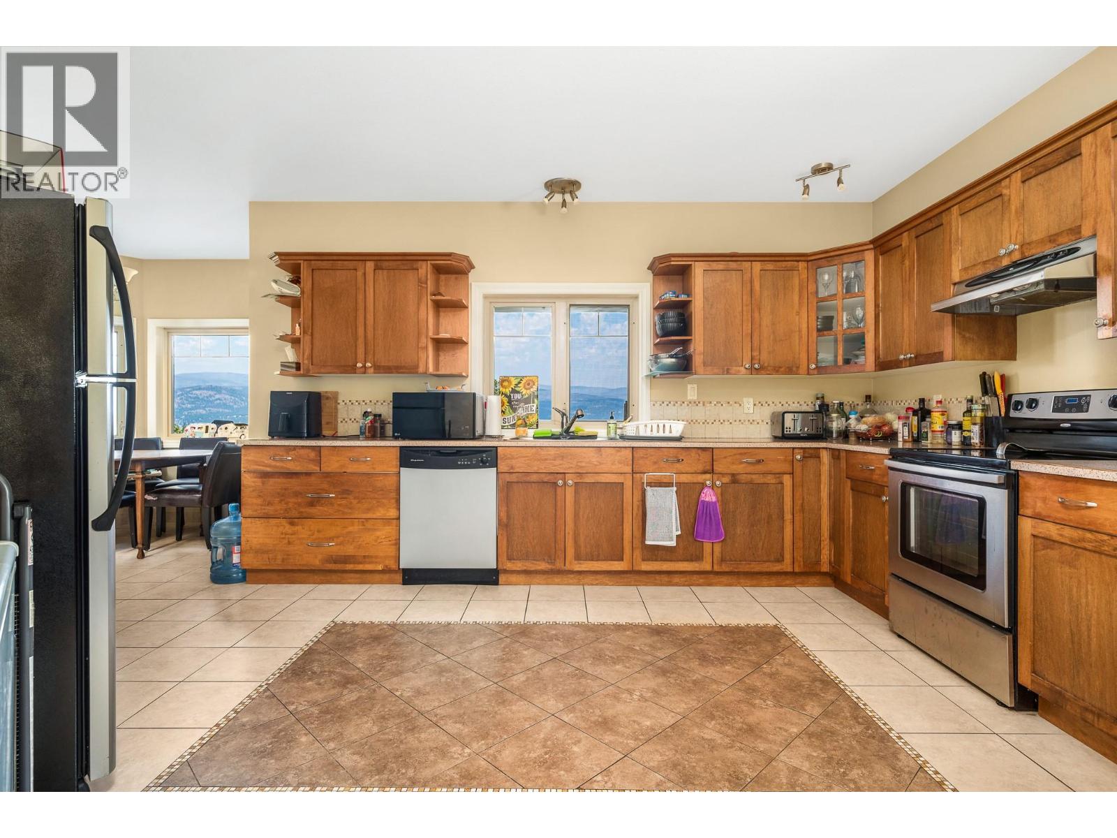 9265 Kokanee Road Property Photo 43
