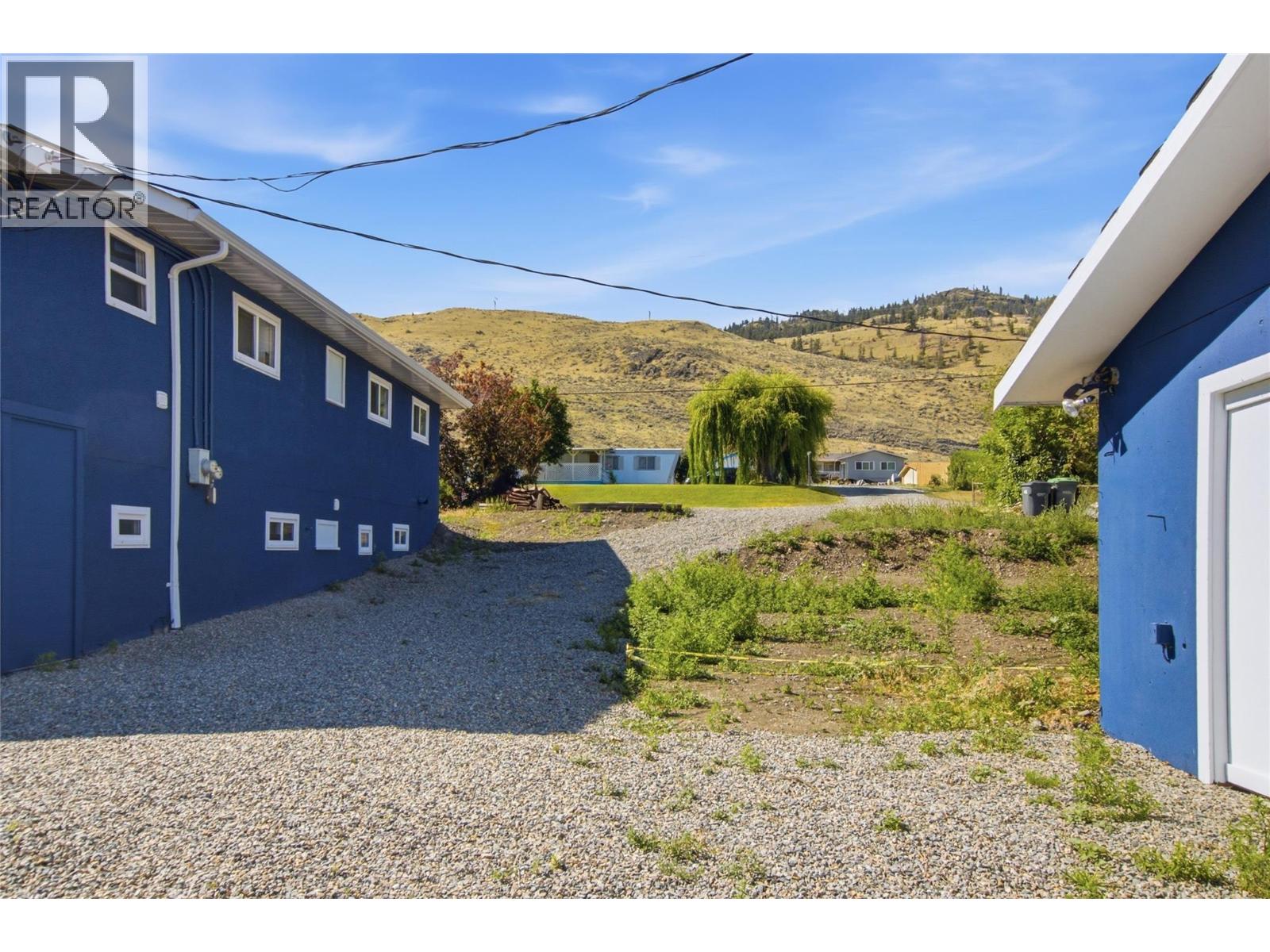 6507 Savona Access Road Property Photo 8