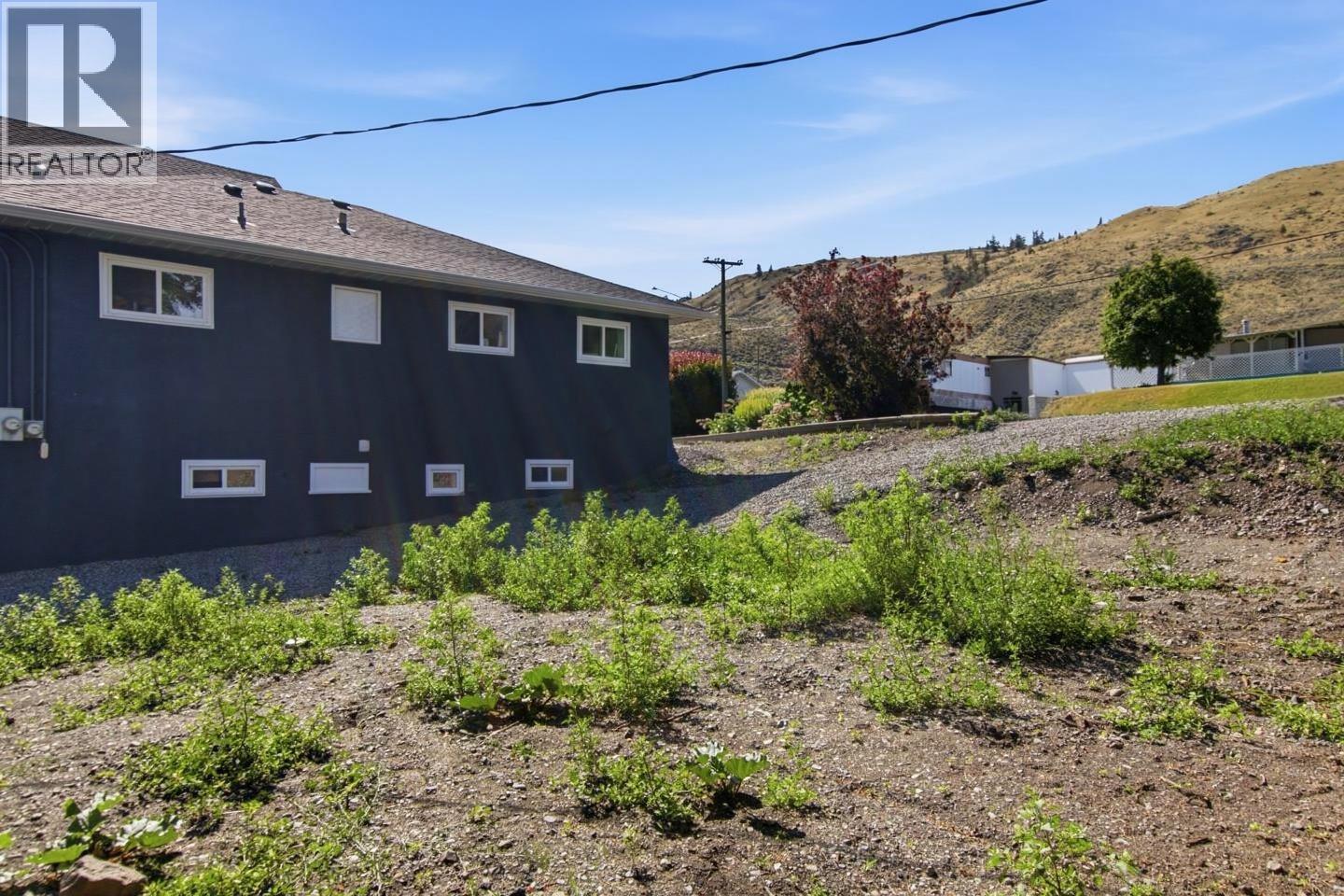 6507 Savona Access Road Property Photo 11