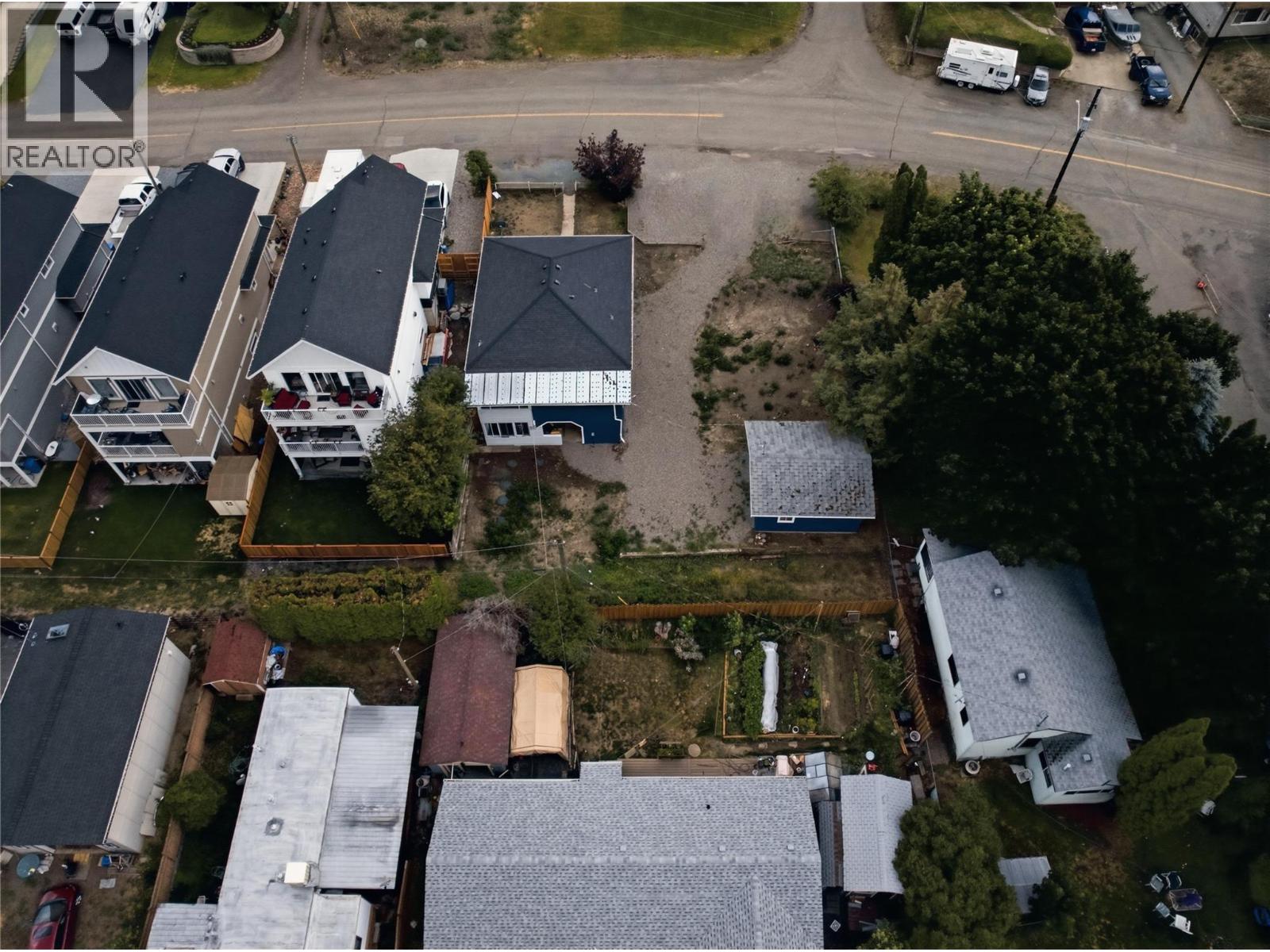 6507 Savona Access Road Property Photo 16