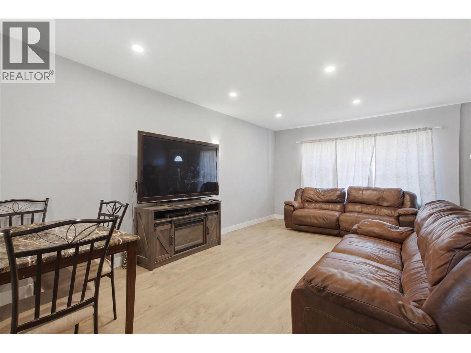 6507 Savona Access Road Property Photo 19
