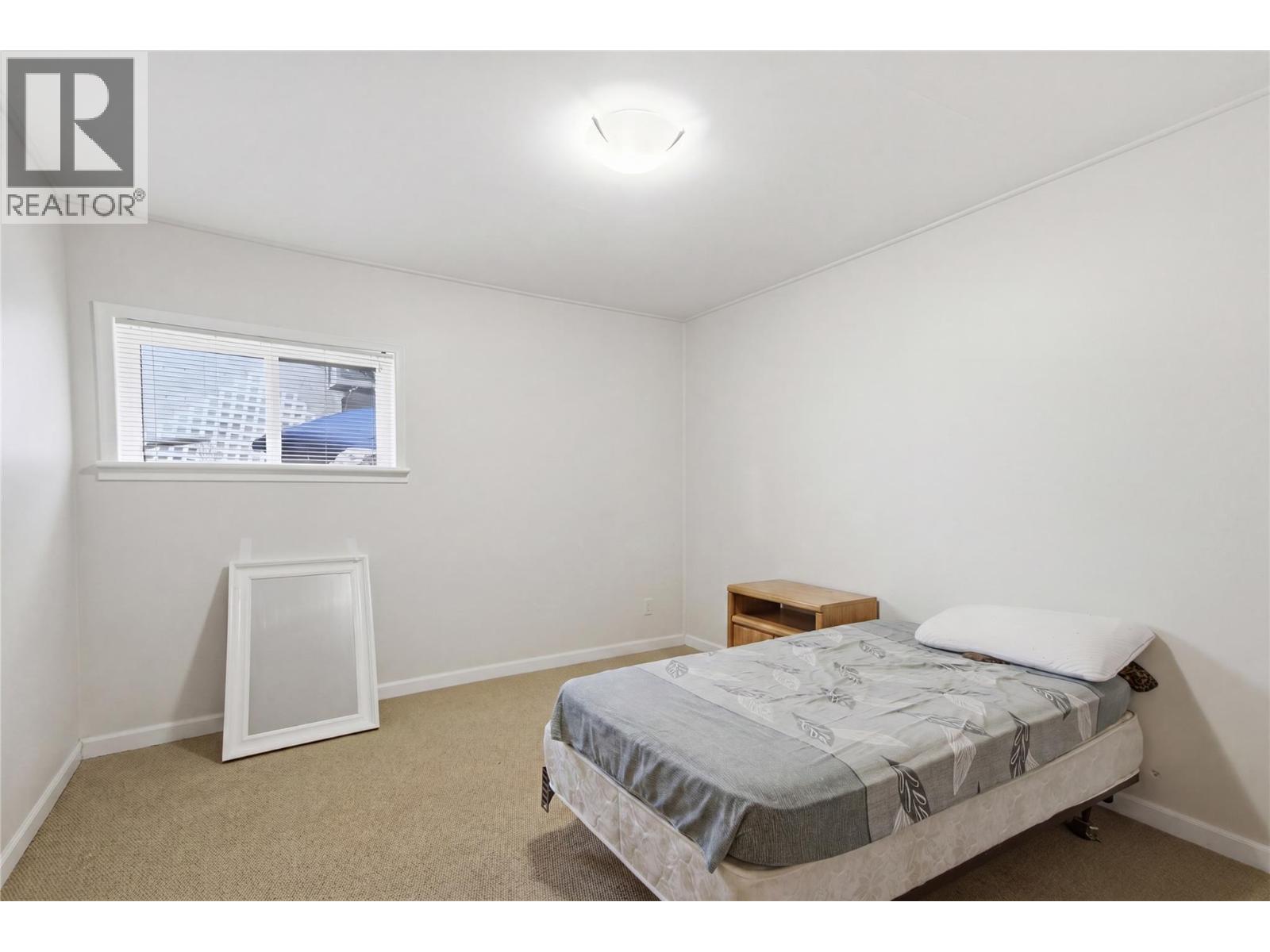 6507 Savona Access Road Property Photo 27