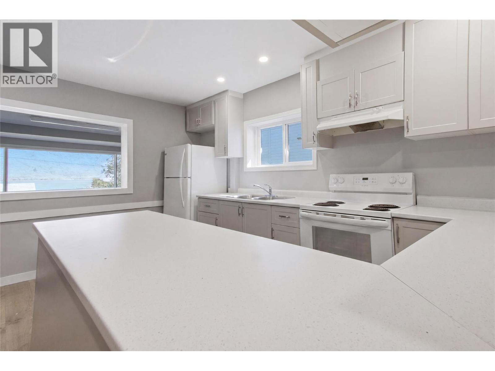 6507 Savona Access Road Property Photo 31