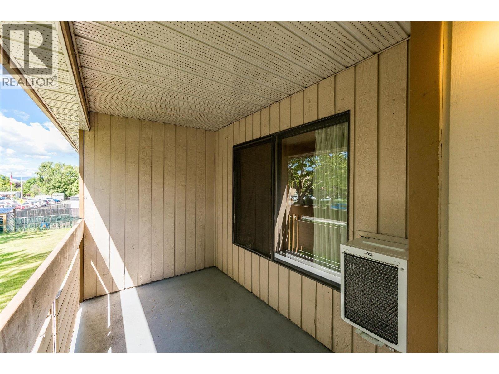 880 Badke Road Unit# 203a Property Photo 17