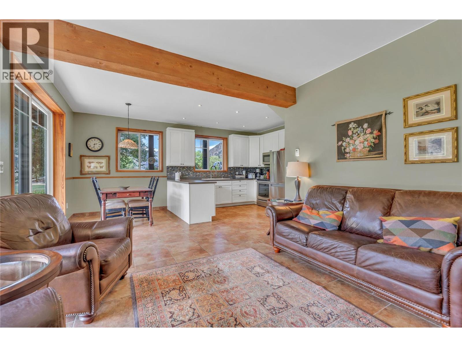 2795 Liddicoat Road Property Photo 14