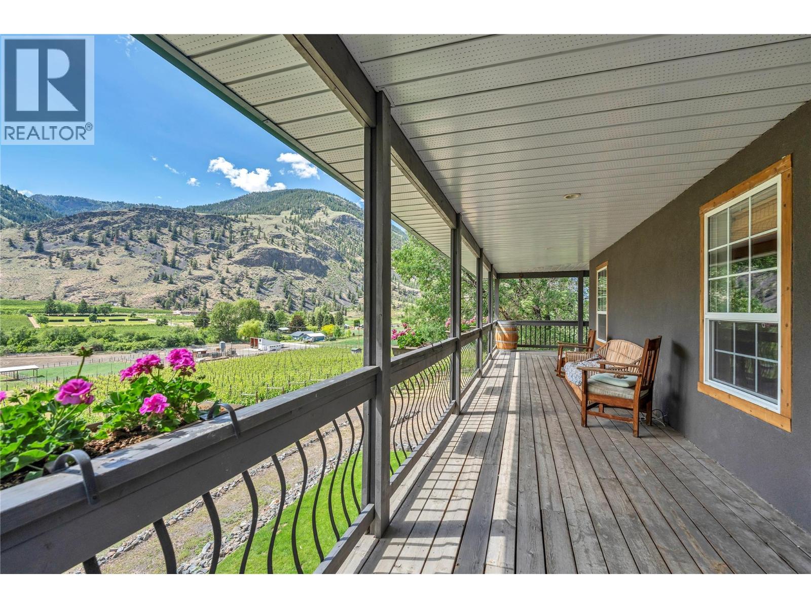 2795 Liddicoat Road Property Photo 16
