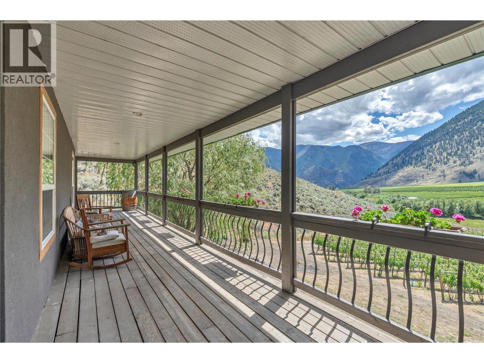 2795 Liddicoat Road Property Photo 17
