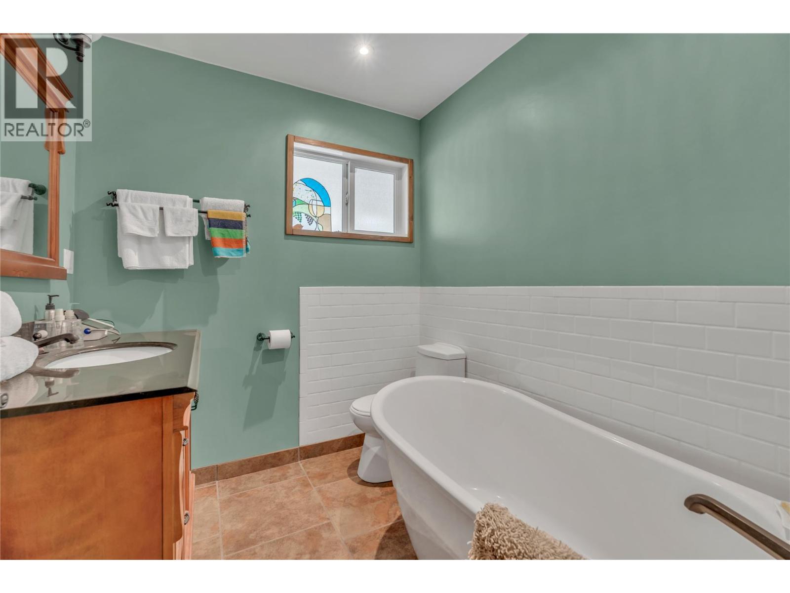 2795 Liddicoat Road Property Photo 34