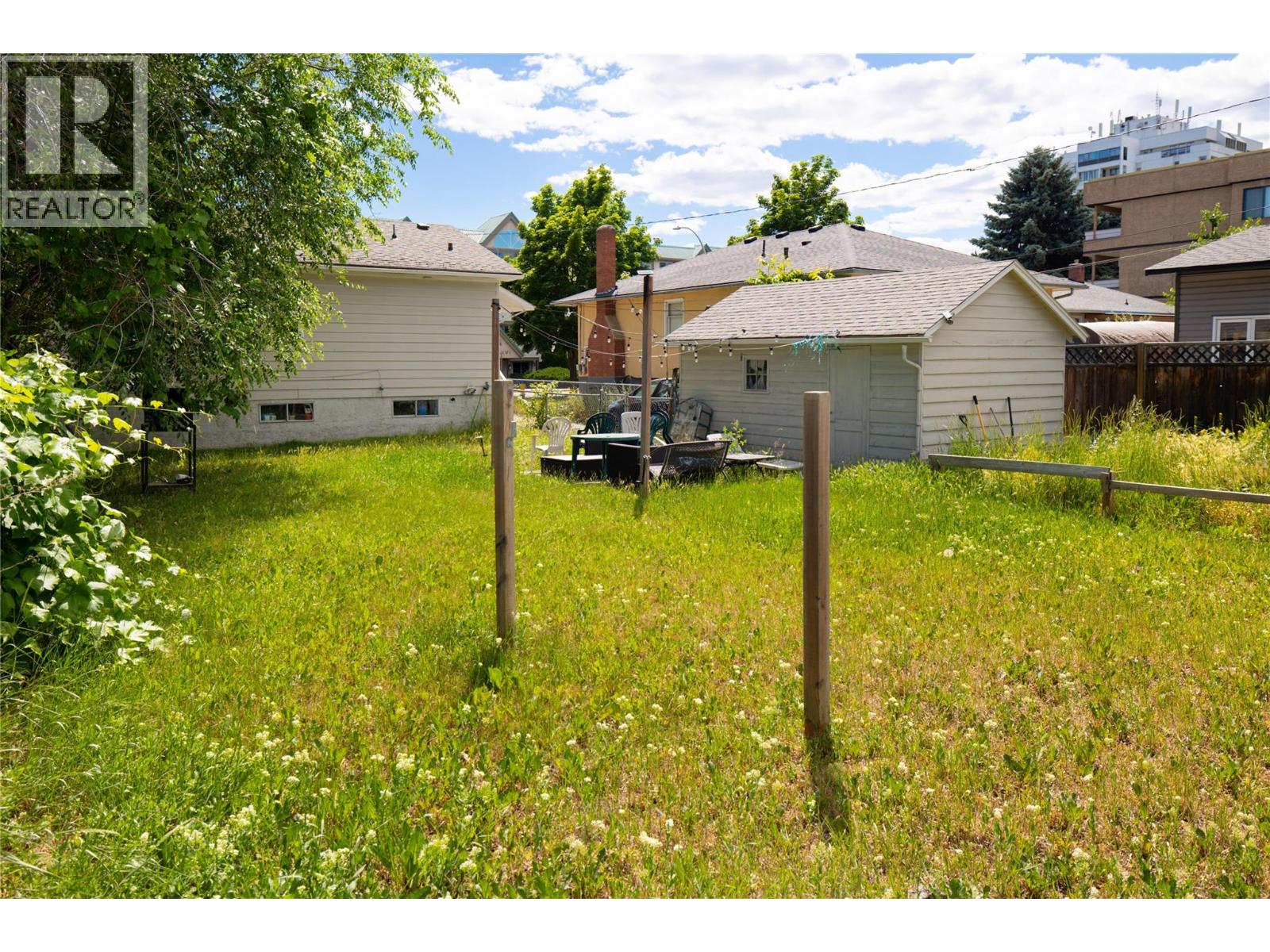 810 Leon Avenue Property Photo 6