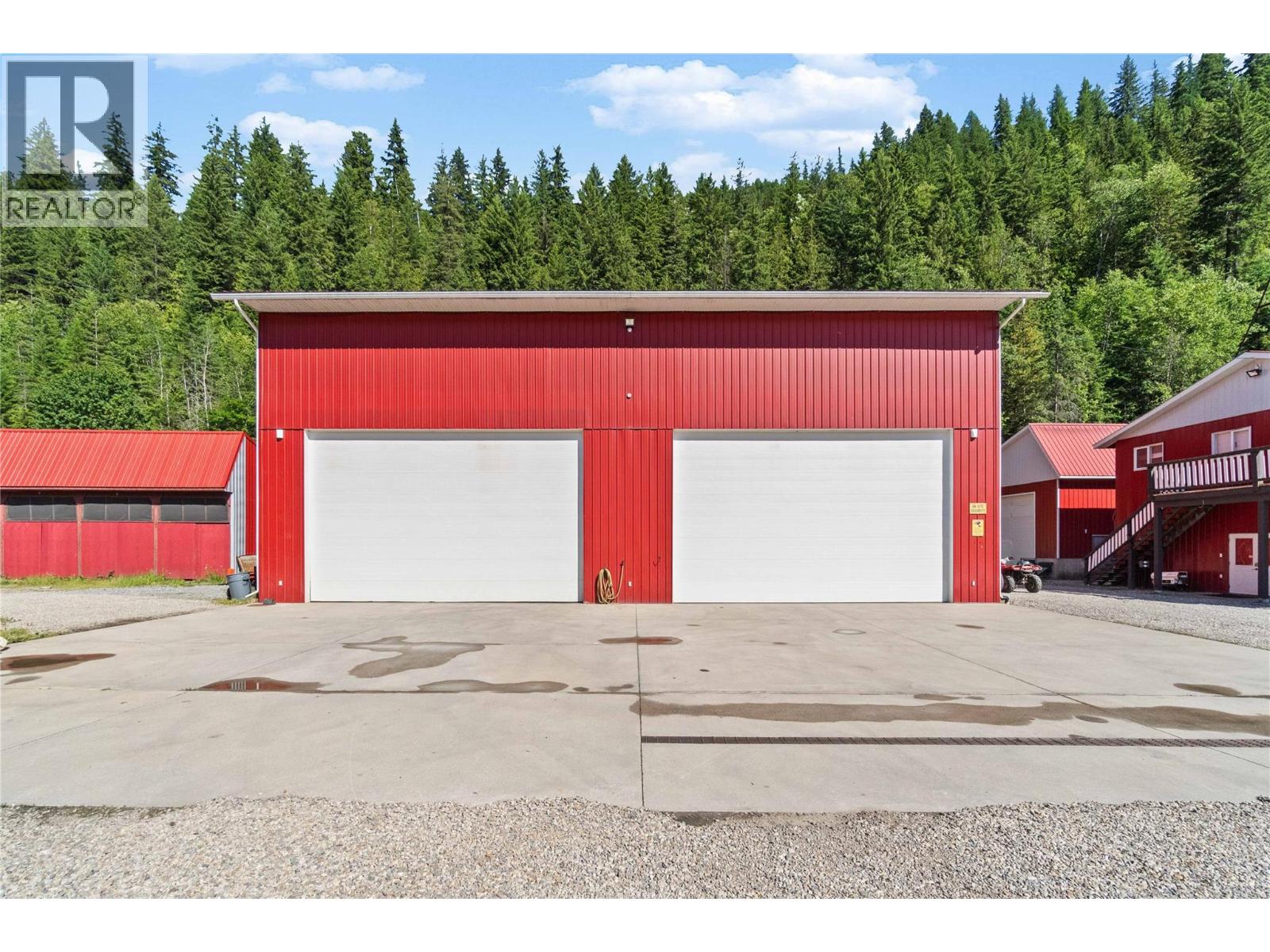 2054 Trans Canada Highway Property Photo 20