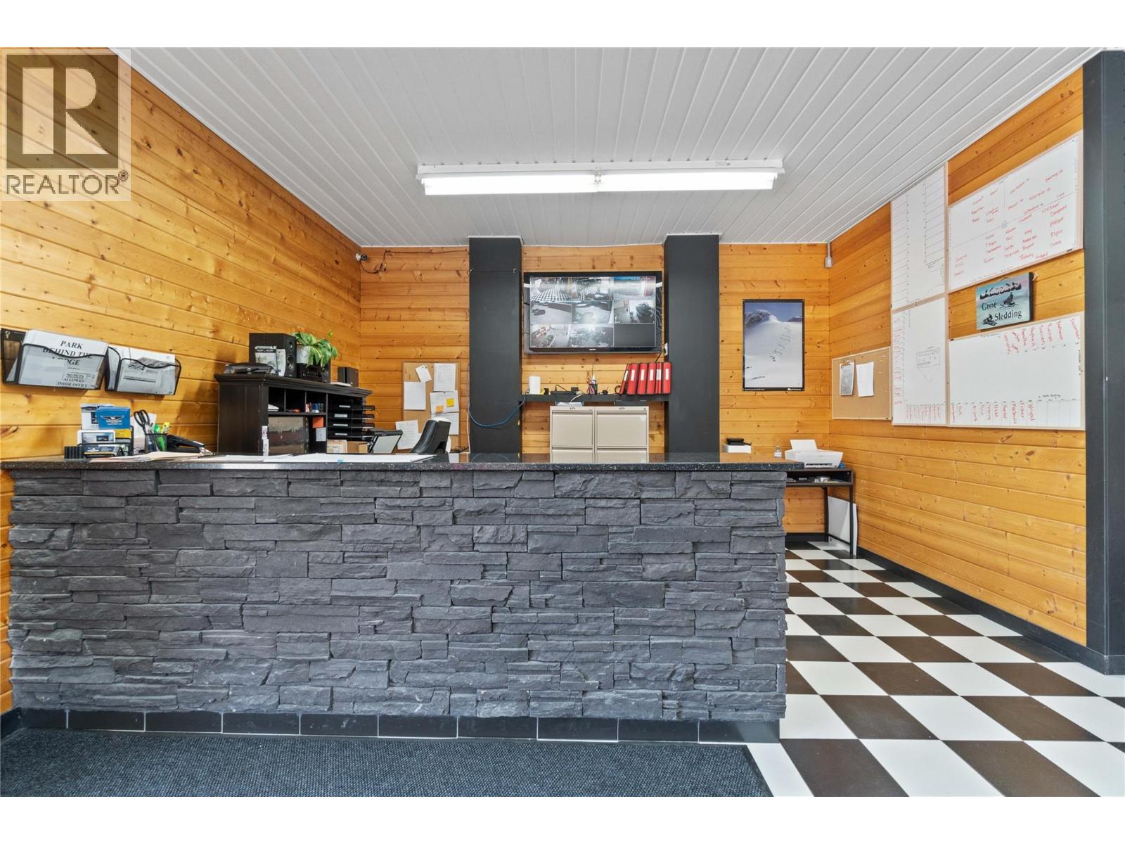 2054 Trans Canada Highway Property Photo 26