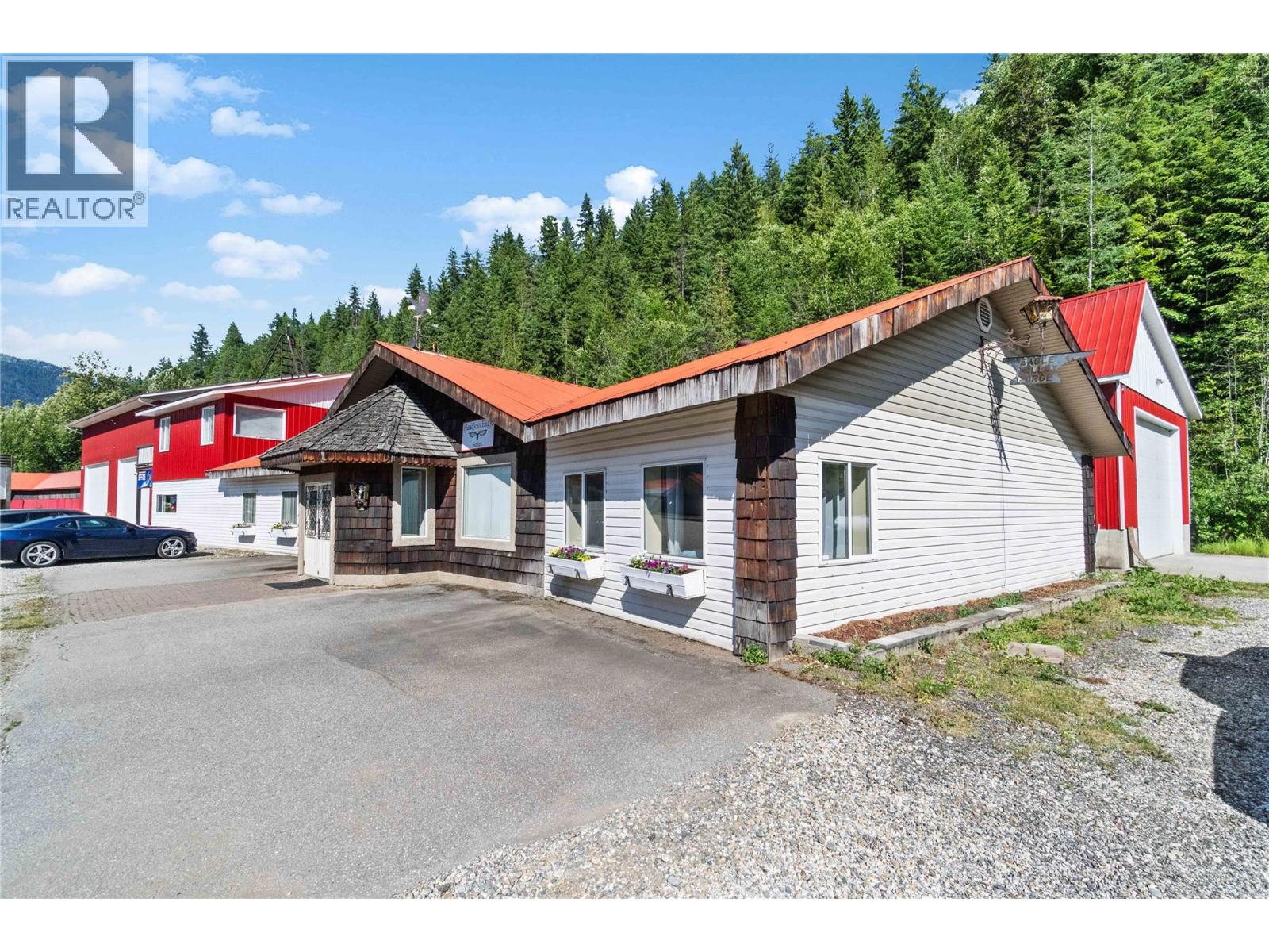 2054 Trans Canada Highway Property Photo 37