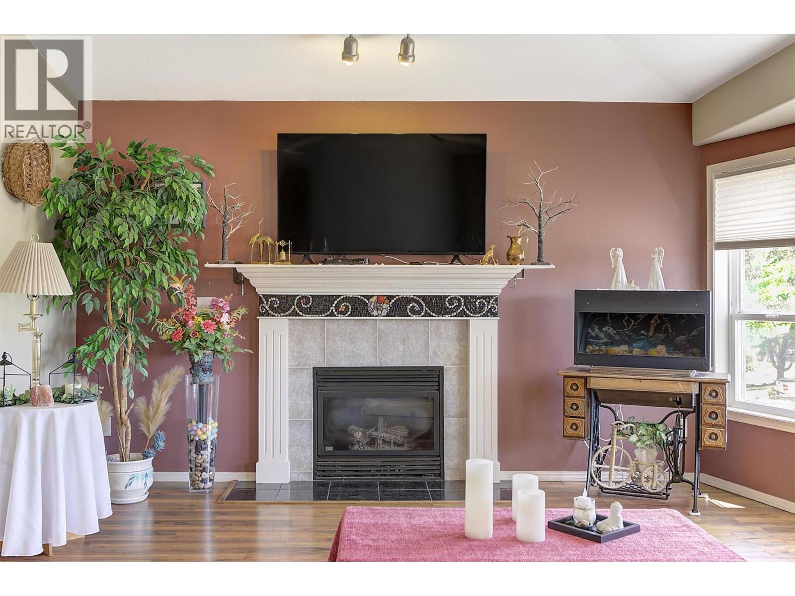 3684 Morningside Drive Property Photo 3