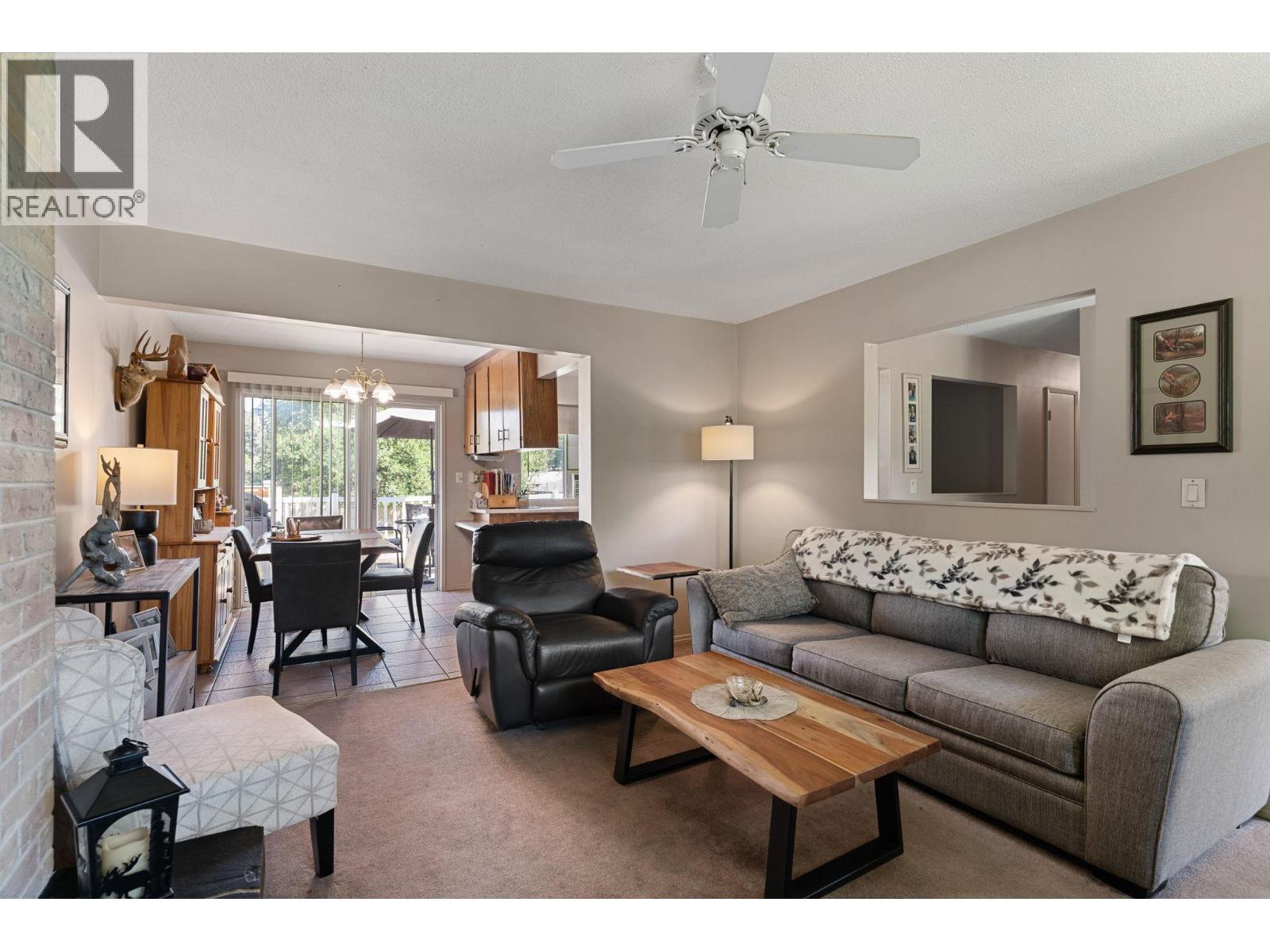 844 Hubbard Road Property Photo 4
