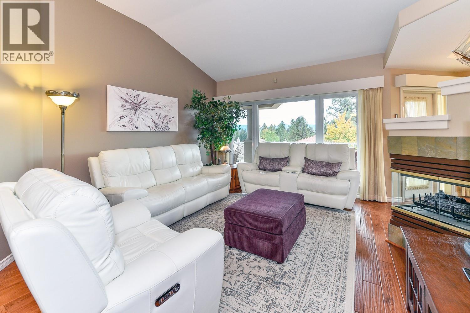 4400 Gallaghers Drive E Unit# 14 Property Photo 8