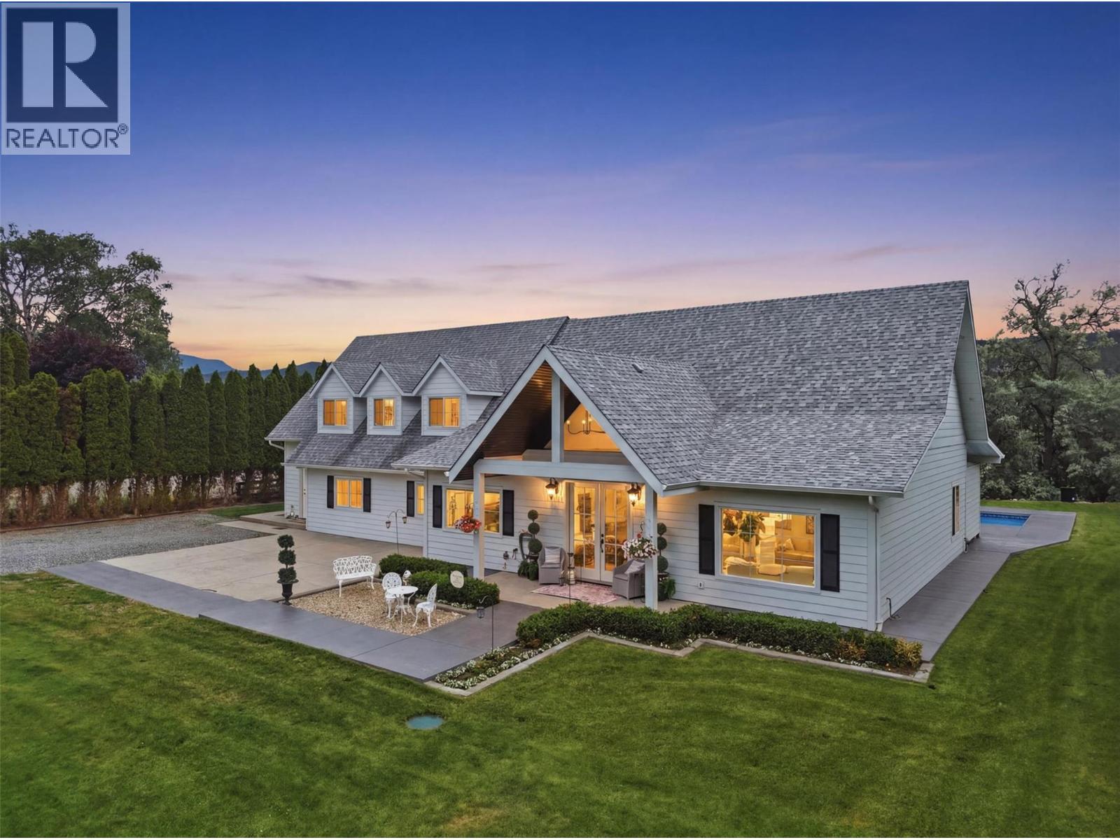 3724 Shuswap Road