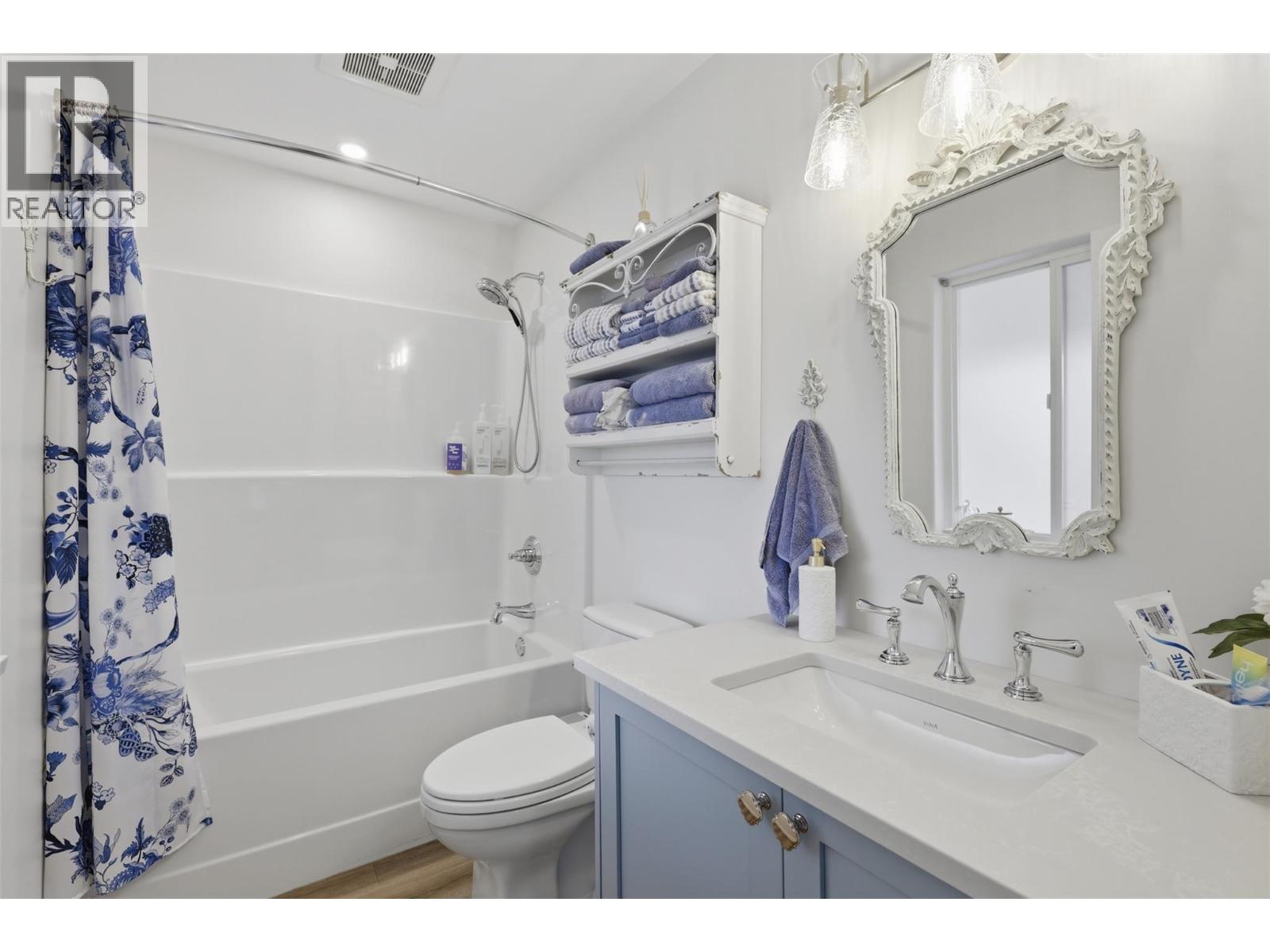 3724 Shuswap Road Property Photo 67