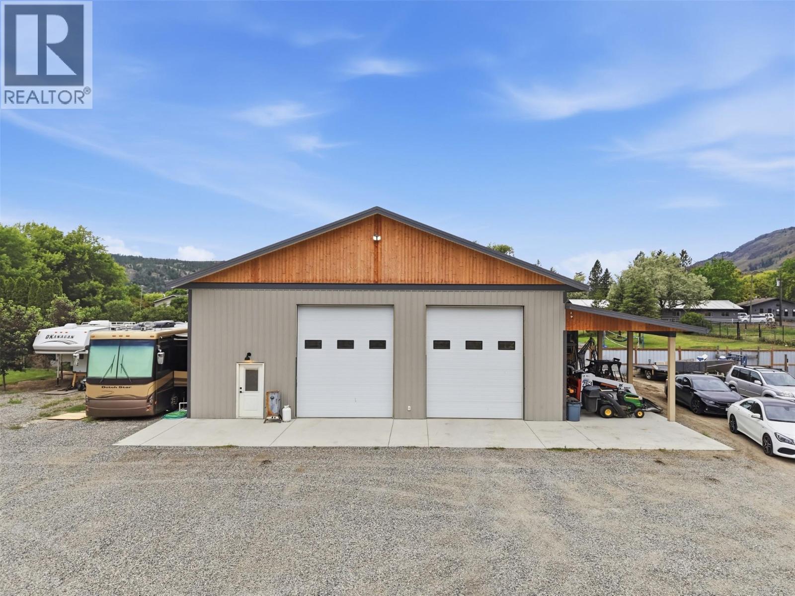 3724 Shuswap Road Property Photo 78