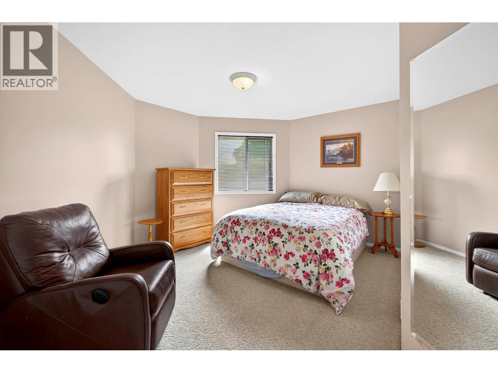 900 Windbreak Street Property Photo 25