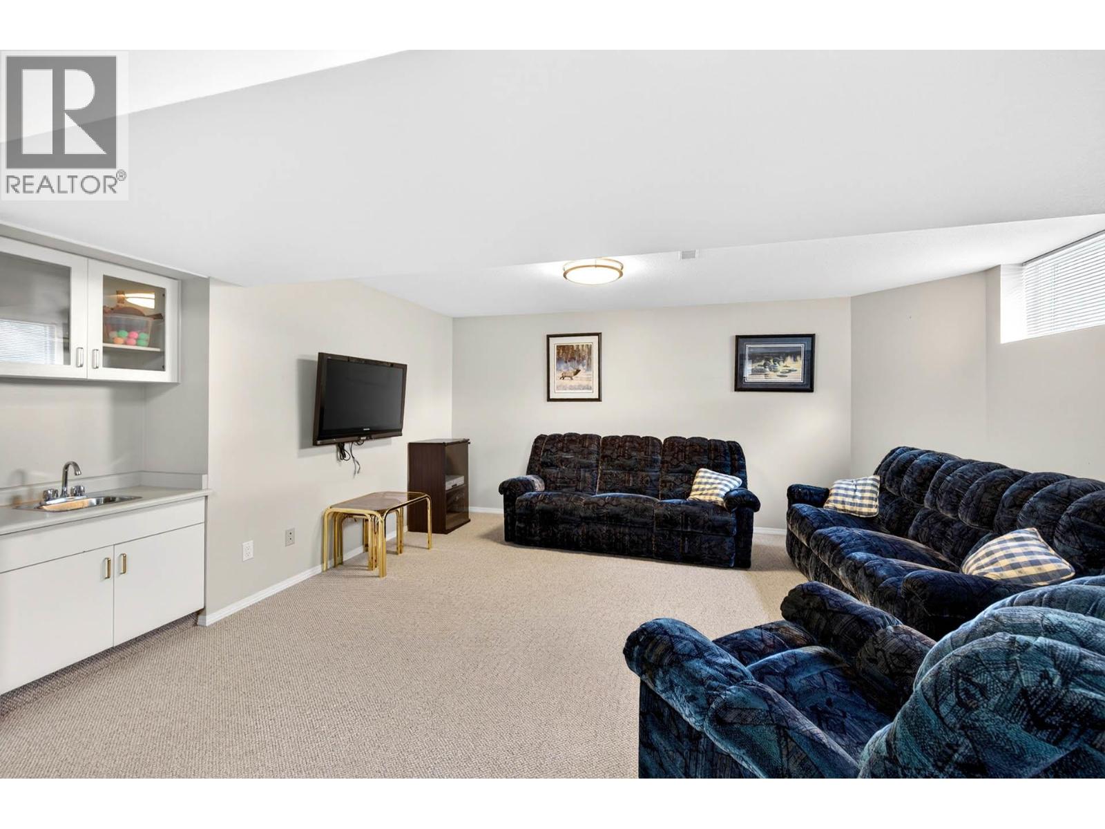900 Windbreak Street Property Photo 34