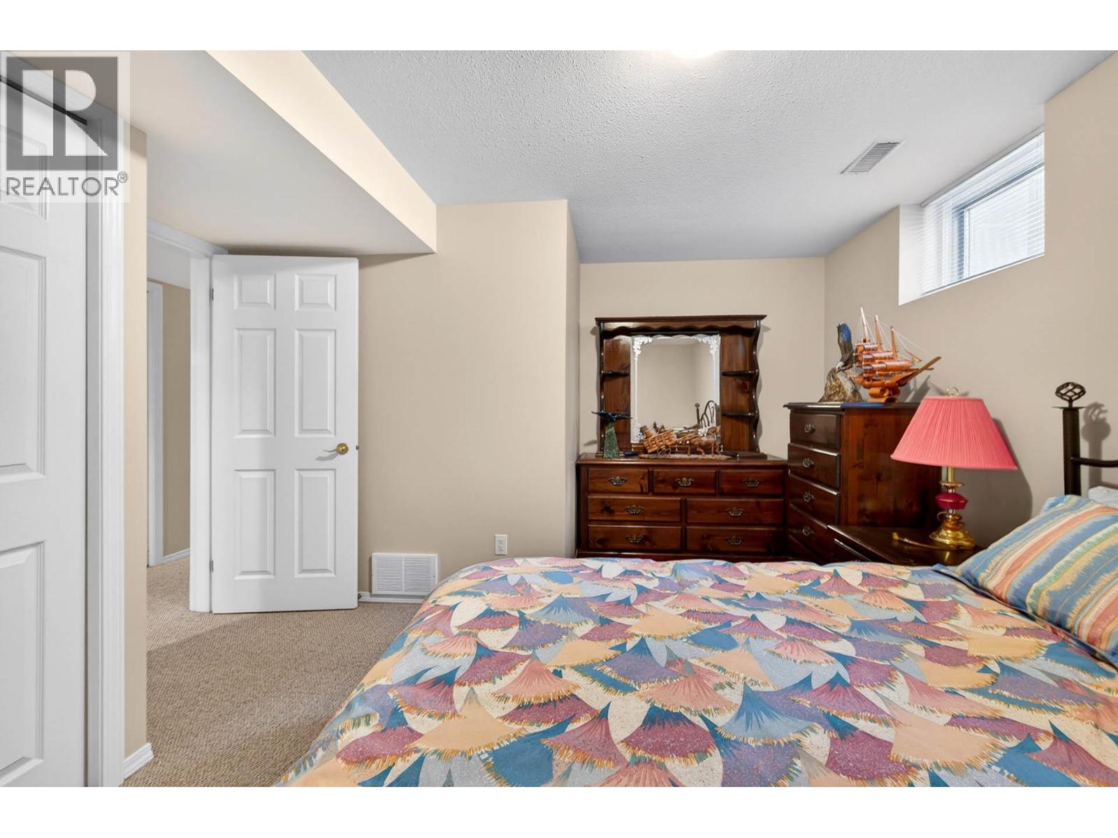 900 Windbreak Street Property Photo 37