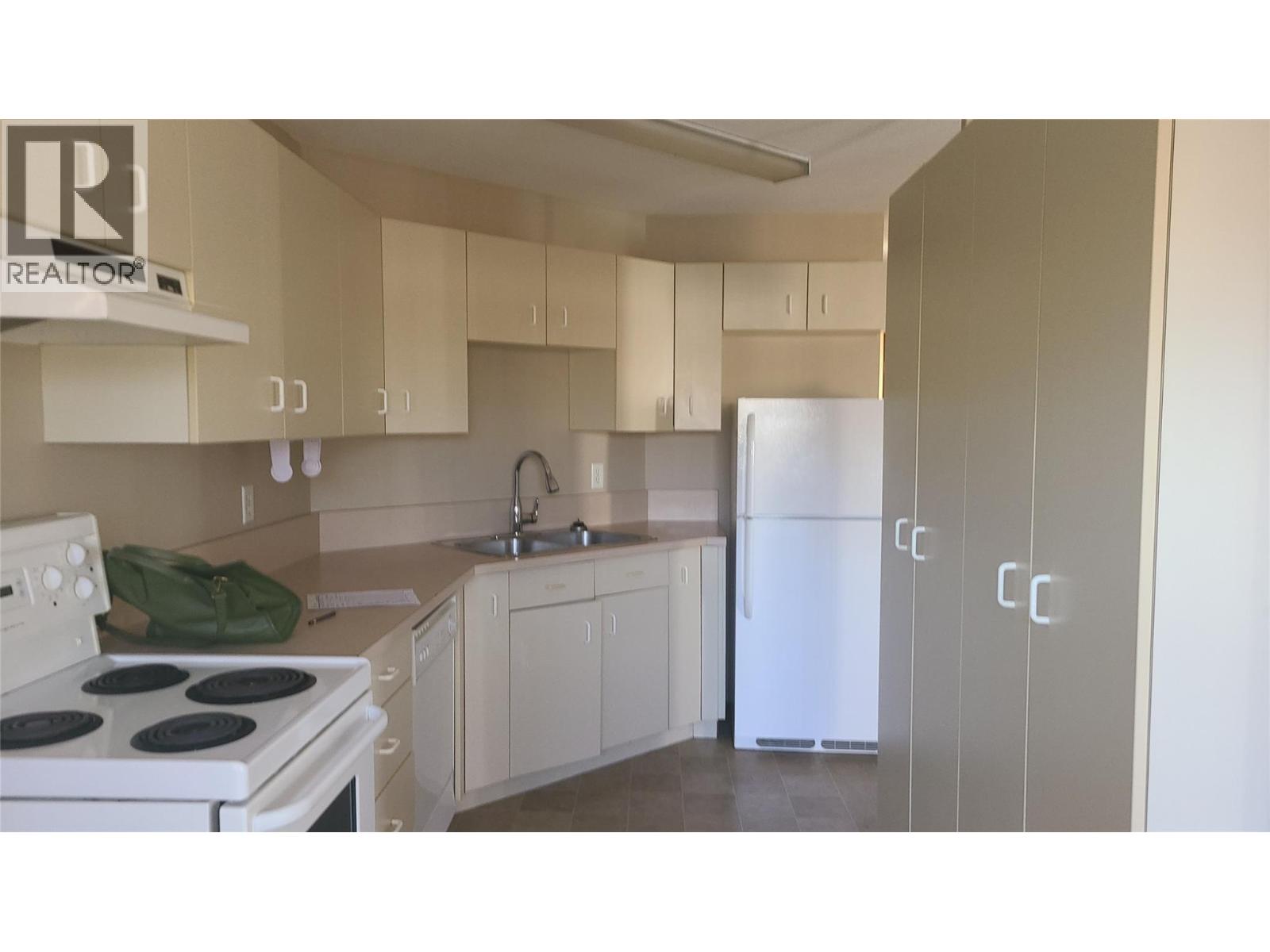 307 Norton Street Property Photo 2