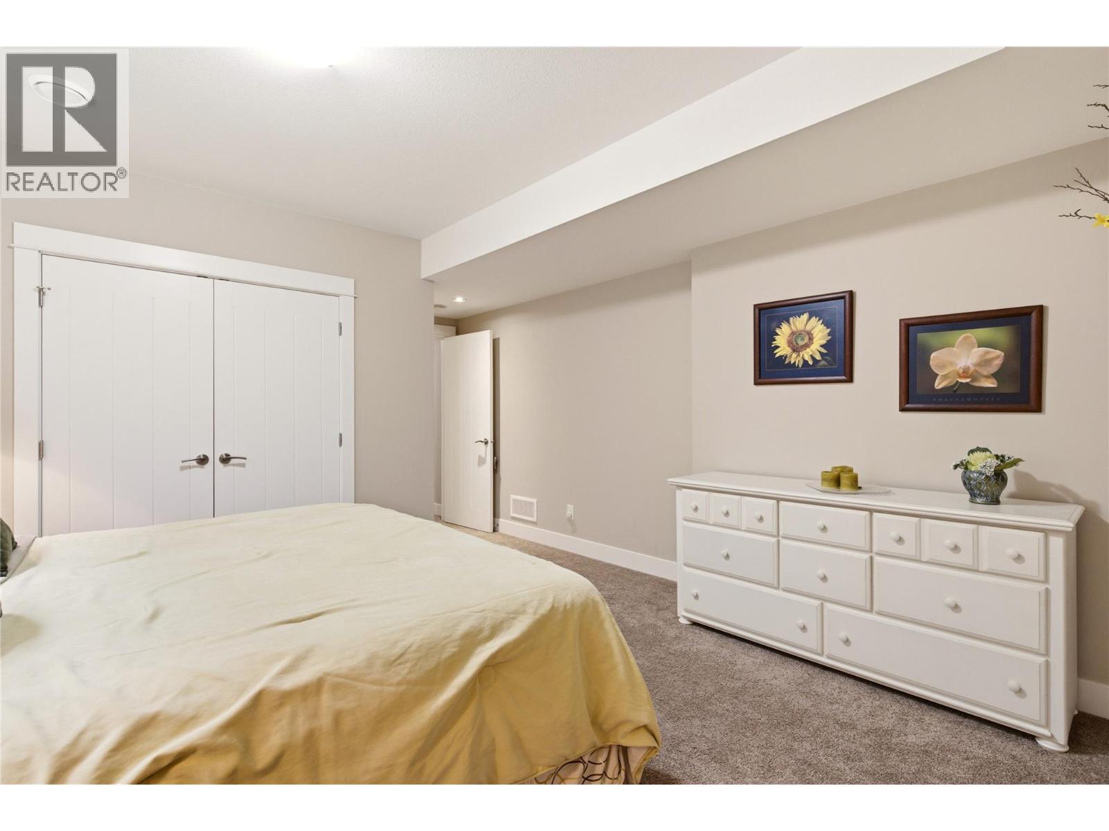 526 Metcalfe Avenue Property Photo 87