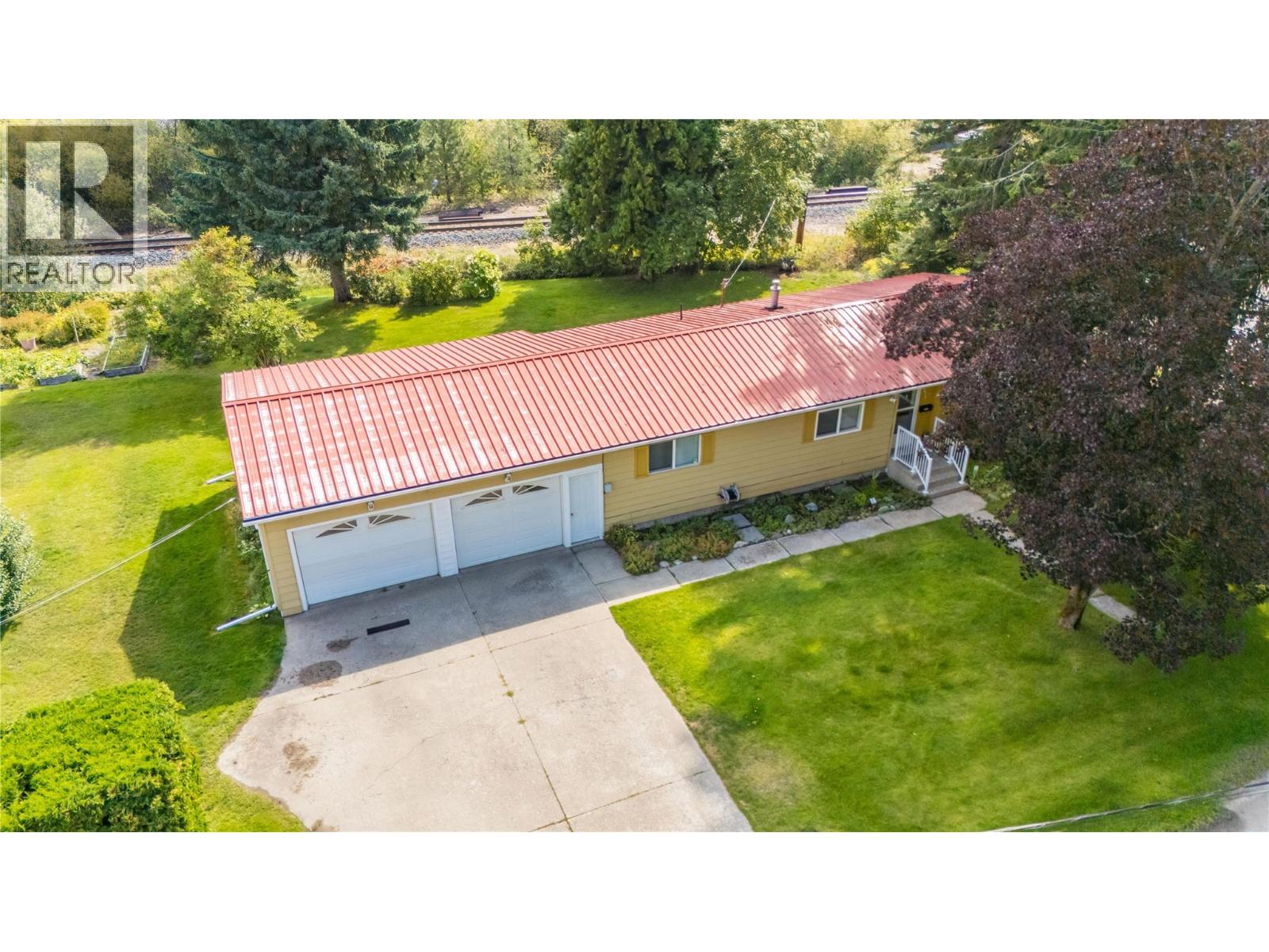 2625 6th Avenue Property Photo 5