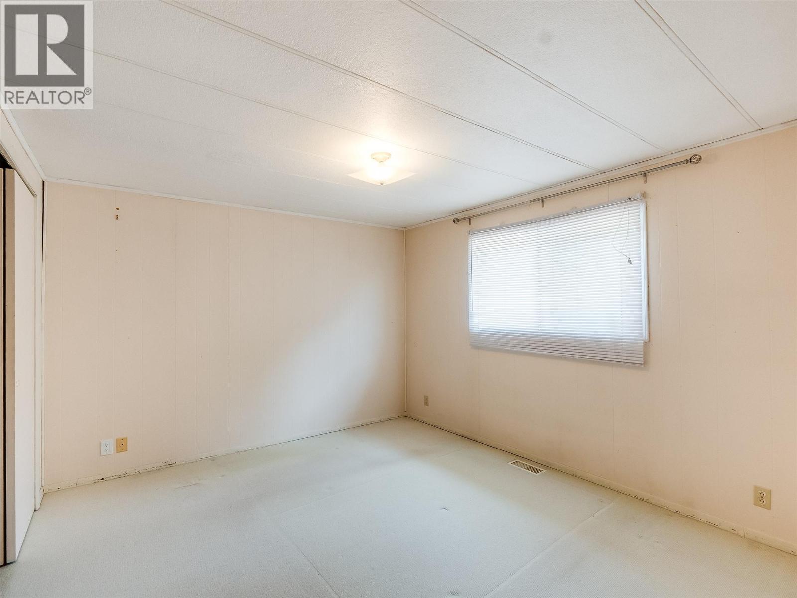 2625 6th Avenue Property Photo 18