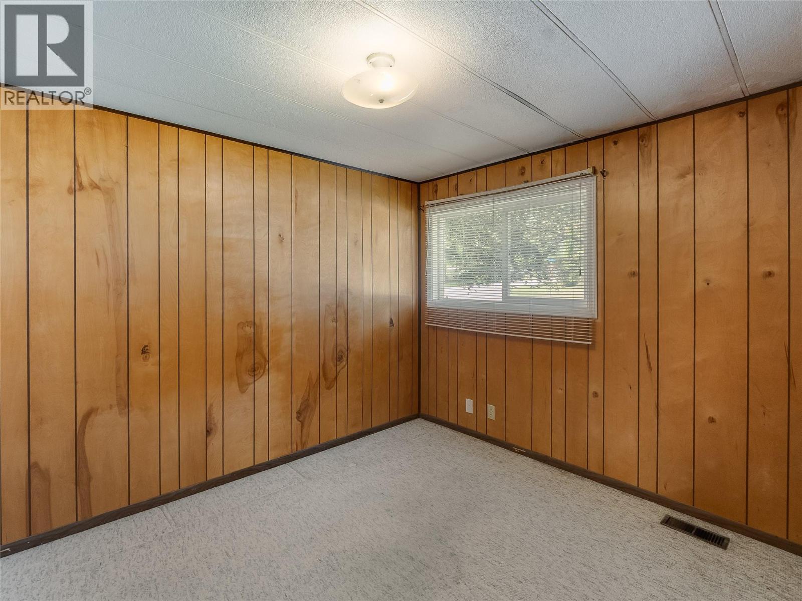 2625 6th Avenue Property Photo 24