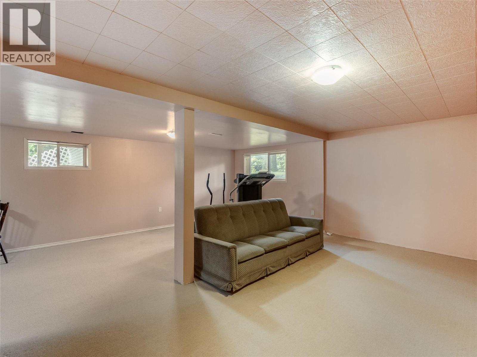 2625 6th Avenue Property Photo 29