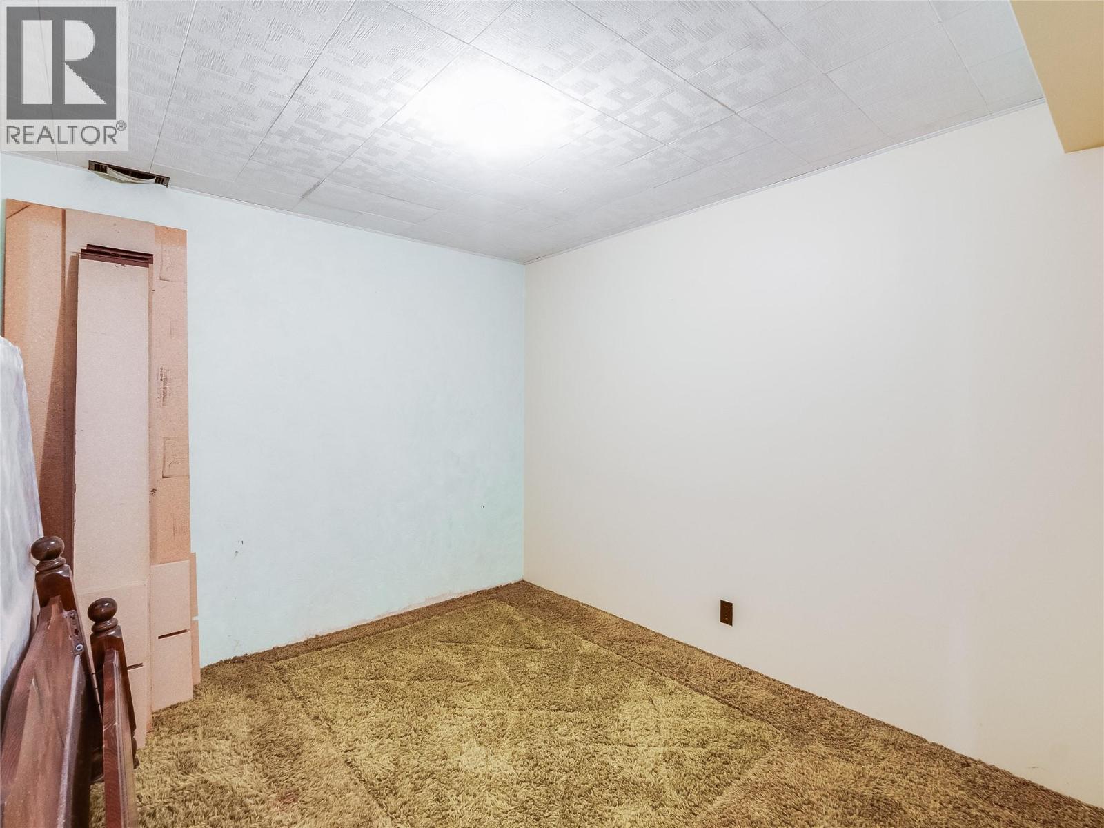 2625 6th Avenue Property Photo 35