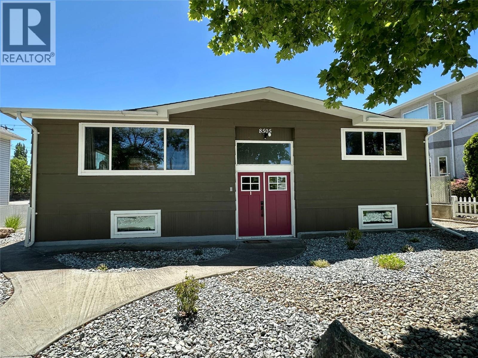 8505 70th Avenue Property Photo 1