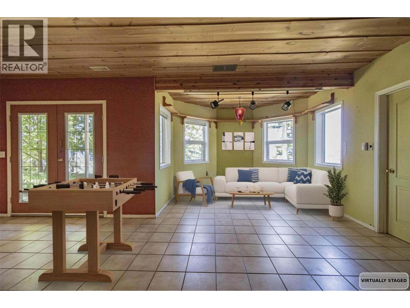 2263 Carmi Road Property Photo 29