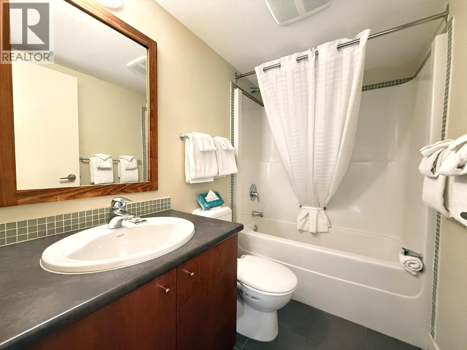2049 Summit Drive Unit# 311c Property Photo 16