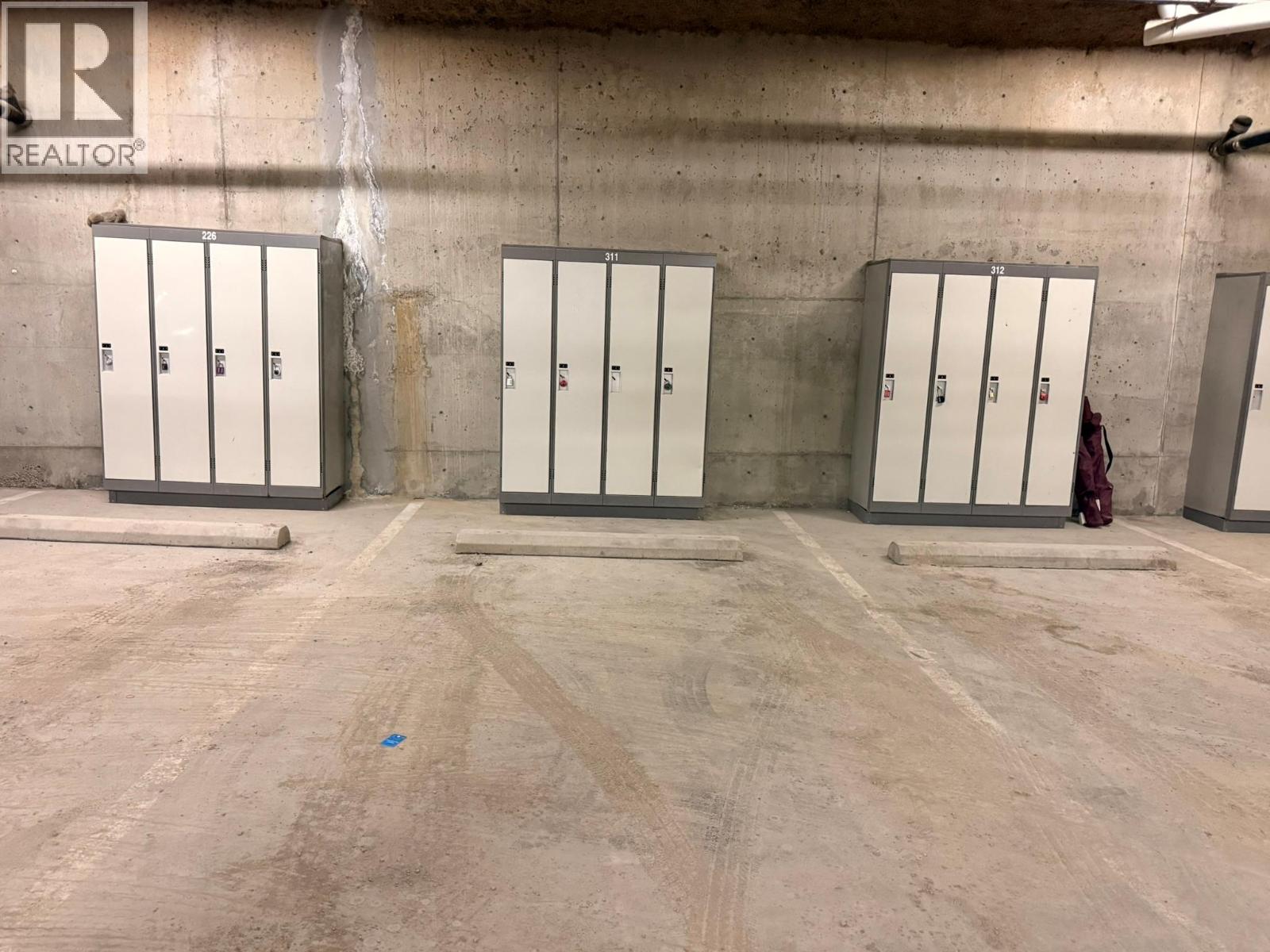 2049 Summit Drive Unit# 311c Property Photo 25