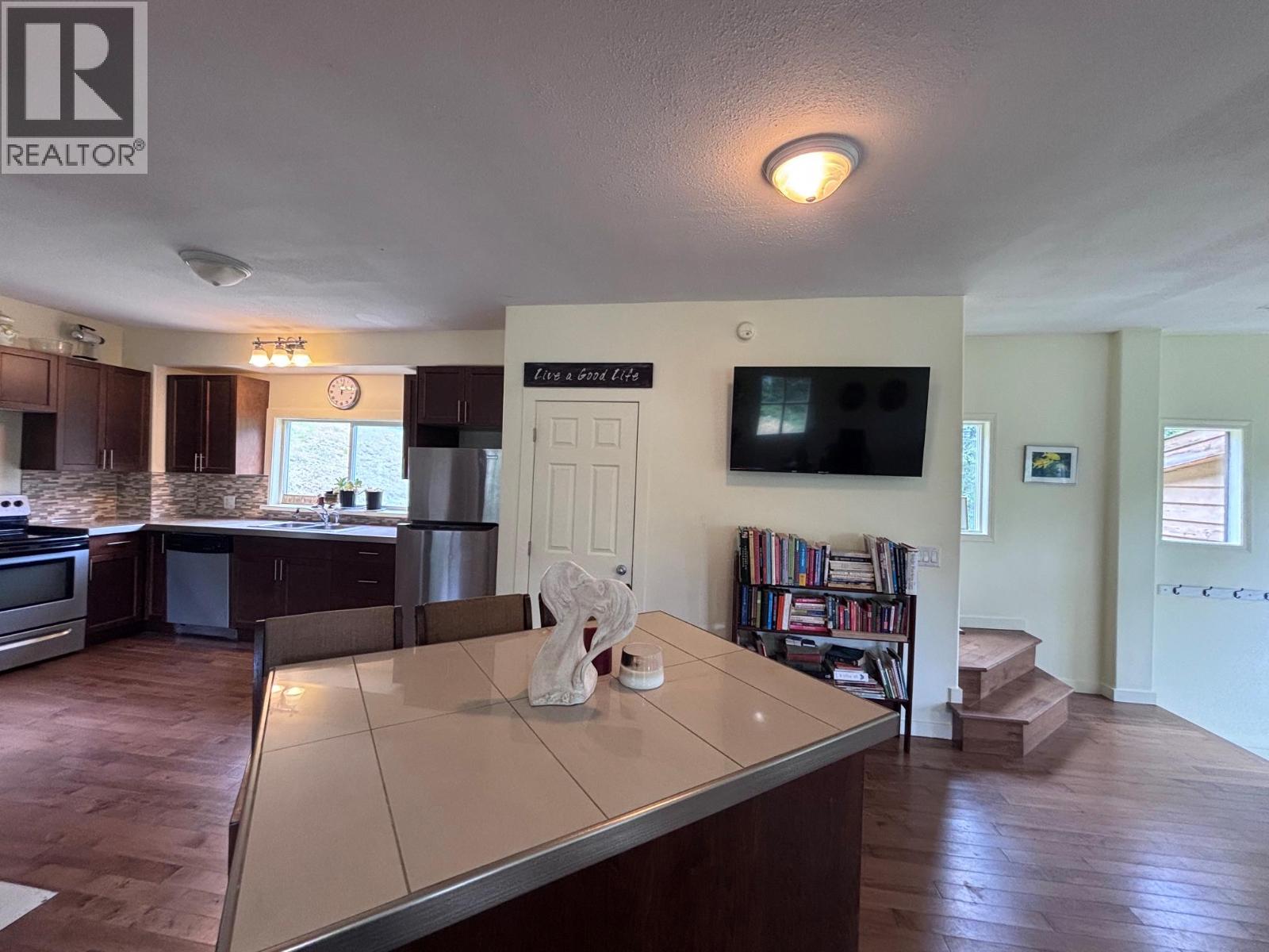 456 Long Lake Avenue Property Photo 19