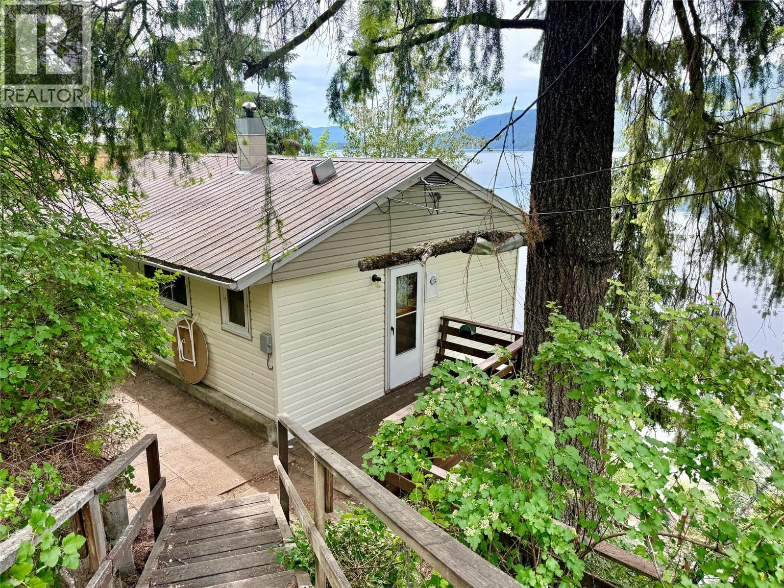 163 Brown Road Property Photo 4