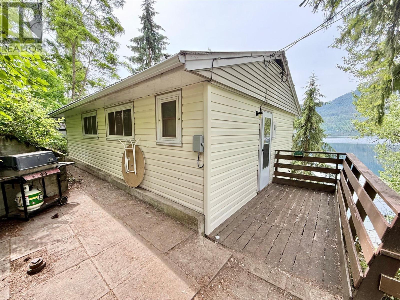 163 Brown Road Property Photo 5