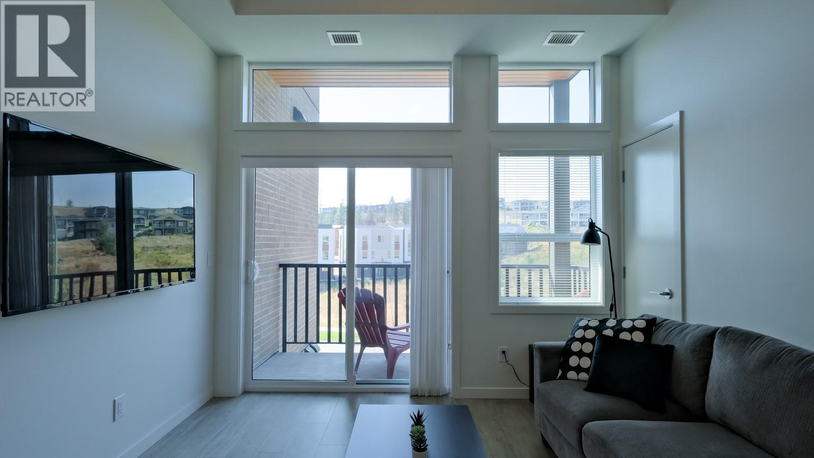 625 Academy Way Unit# Ph11 Property Photo 8